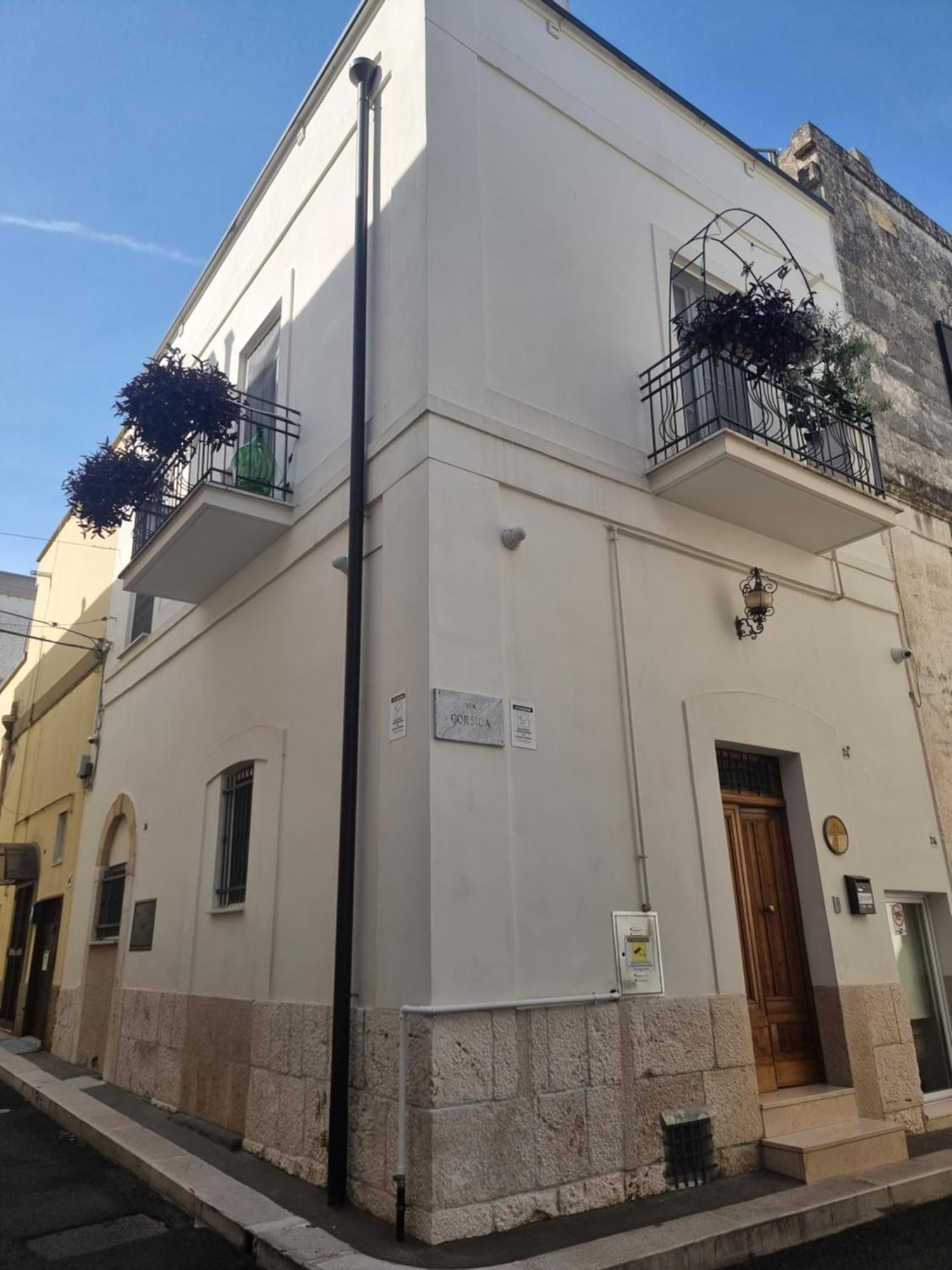 B&B Novecento Italiano Altamura Exterior photo